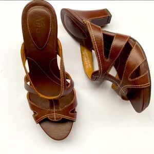 CLARKS “Artisan Collection” Brown Leather Slip On Open Toe Heels Size 5.5 M